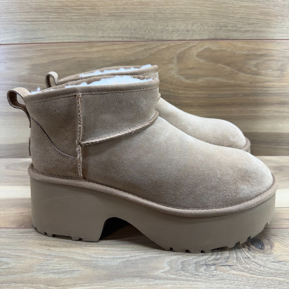 UGG New Height Ultra Mini Boots Womens 10 Platform Chunky Chestnut Suede Fur